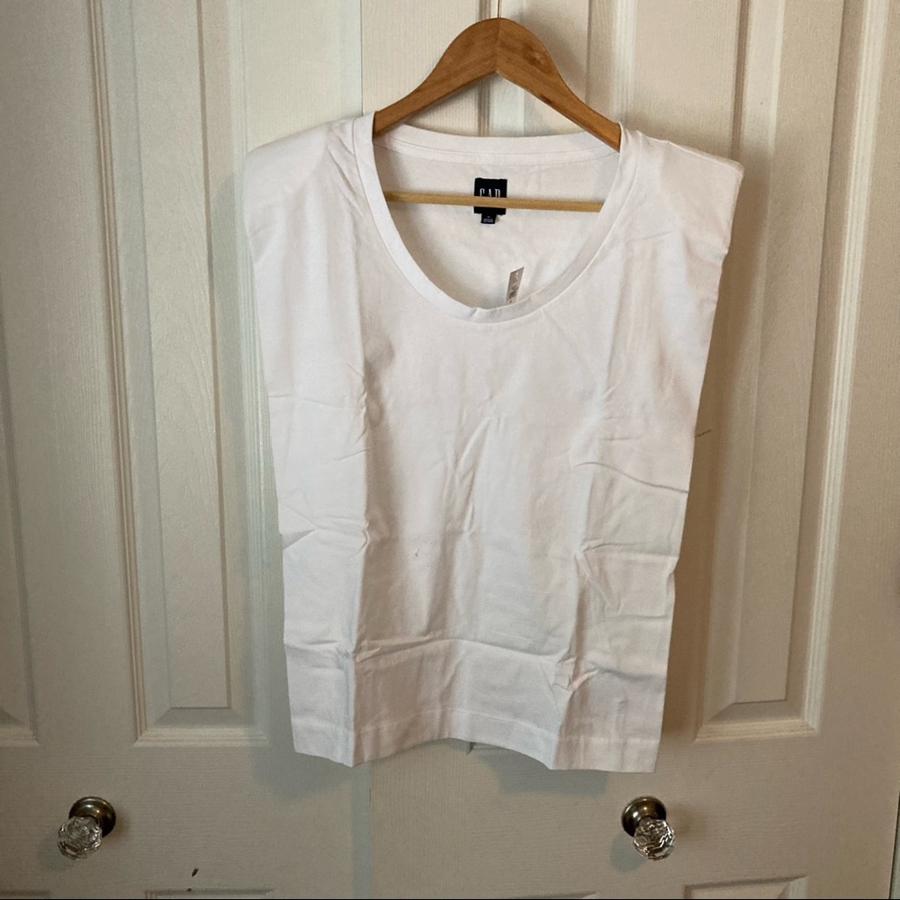 NWT shoulder pad tank